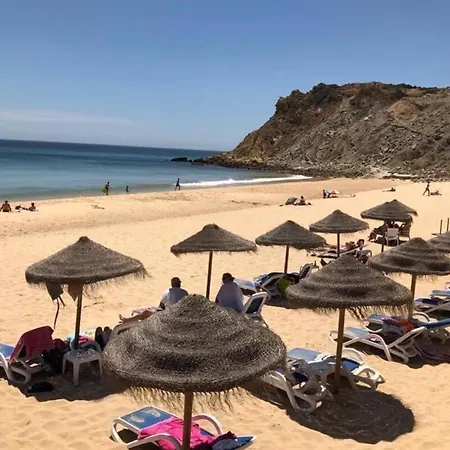 Casa Laranja, Aromas * Burgau