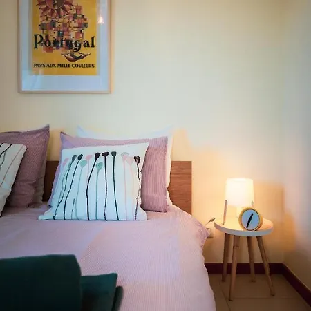 Casa Laranja, Aromas * بورغاو