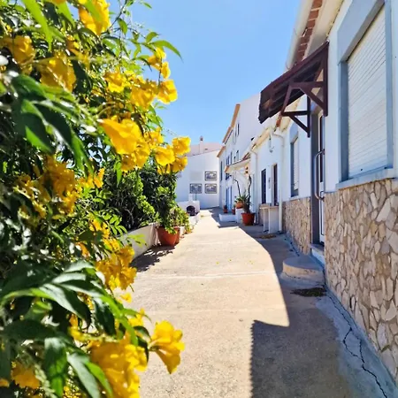 Casa Laranja, Aromas * Burgau